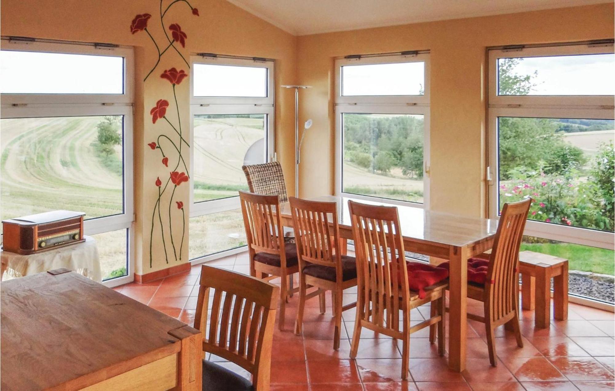 Amazing Apartment In Karlshausen With Kitchen 外观 照片